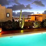 Tabaiba Lanzarote * Playa Blanca (Lanzarote)